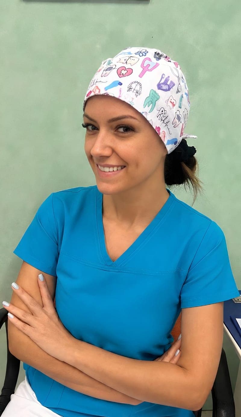 Ritratto di Lorena Shuqja, assistente di Studio Odontoiatrico al Centro Dentale Santa Caterina